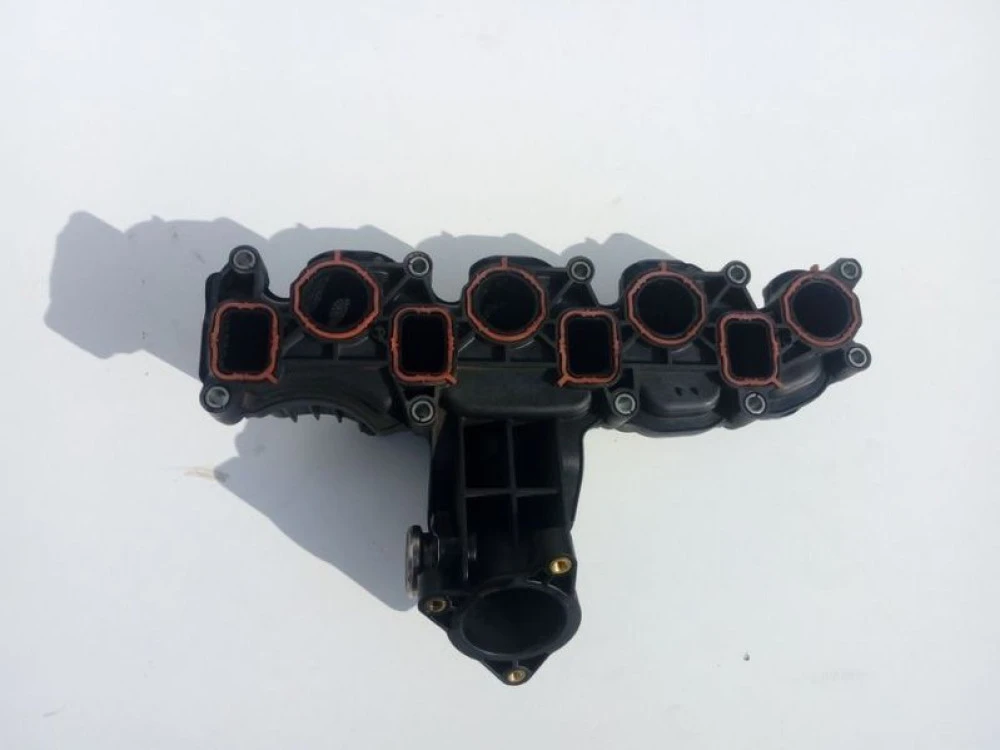 Впускной коллектор 03L 129 711 AL 1.6 TDI Volkswagen Passat B7 Colf 6