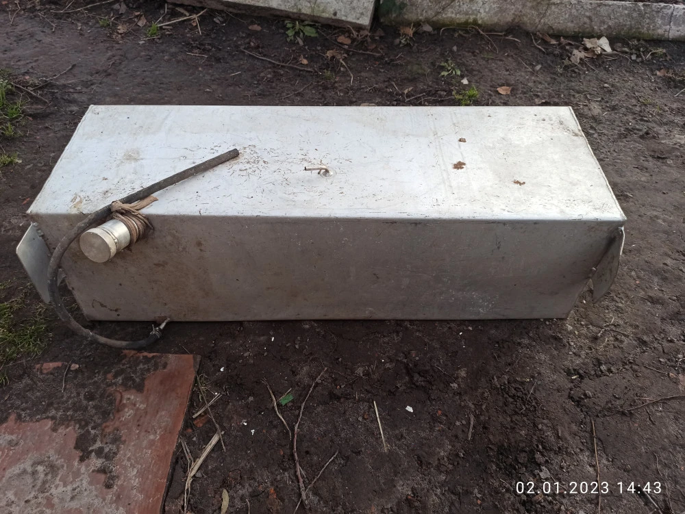 Дополнительный бак ГАЗ 24 Волга в багажник