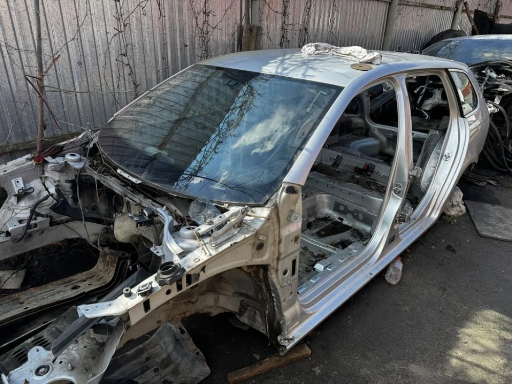 Поріг кузов vw golf VI variant криша четверть гольф 6