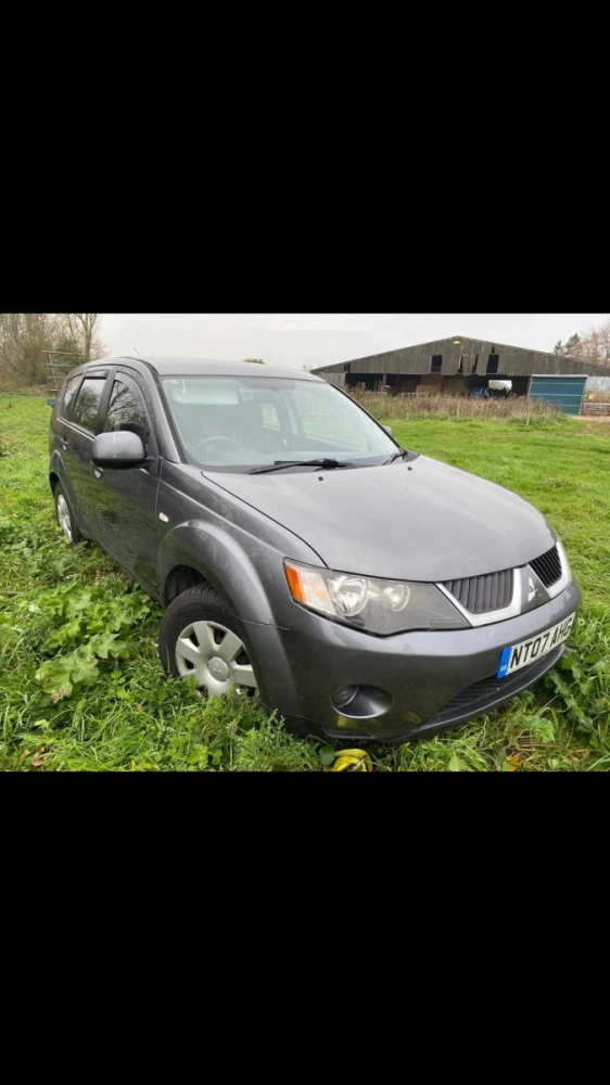 кузовні запчастини для Mitsubishi Outalander XL