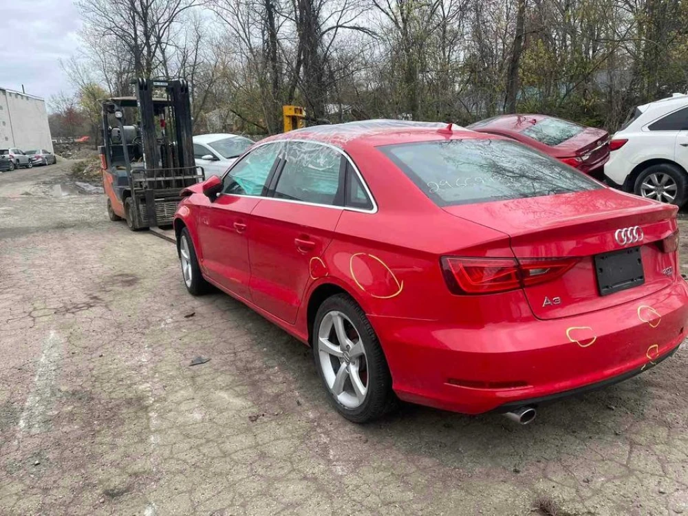 Консоль туннель подлокотник бардачок сиденье Audi A3 8V Разборка