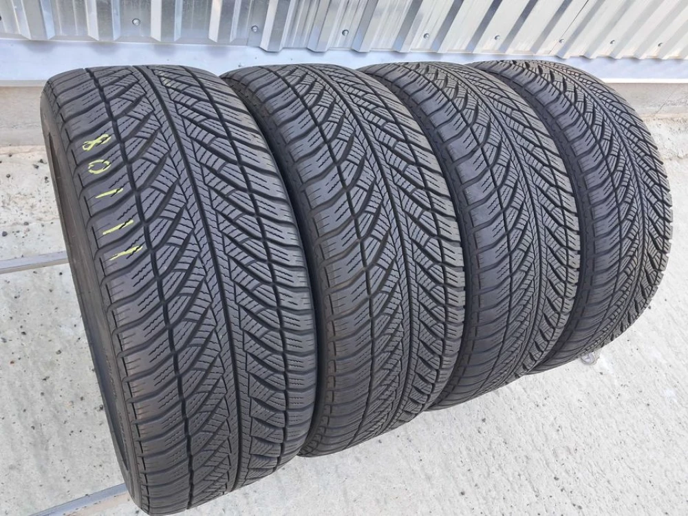 Резина зима 90% протектор Good Year 245/45 R18 UltraGrip 8 Performance