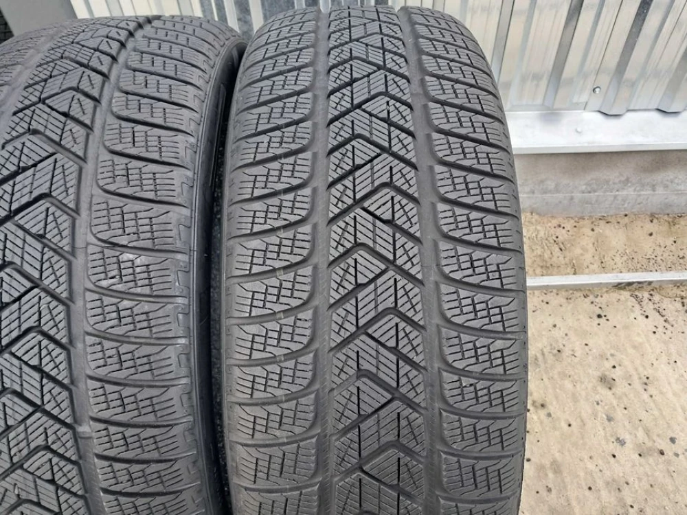 Резина зима 95% протектор Pirelli 235/55 R19 Scorpion Winter ELECT AO