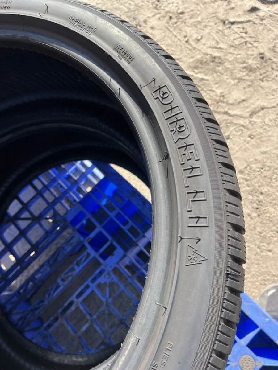225/40 r18 Pirelli Sottozero winter Резина зимняя