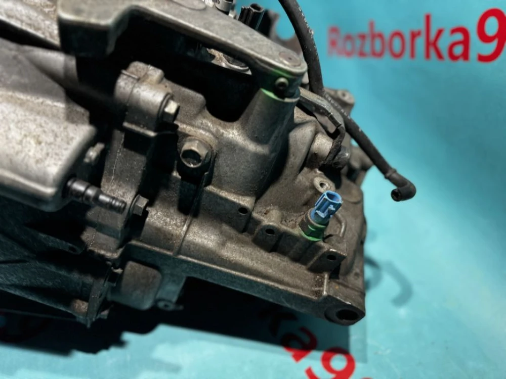 Коробка передач Nissan Qashqai j10 2.0d МКПП 6 ступка Кашкай
