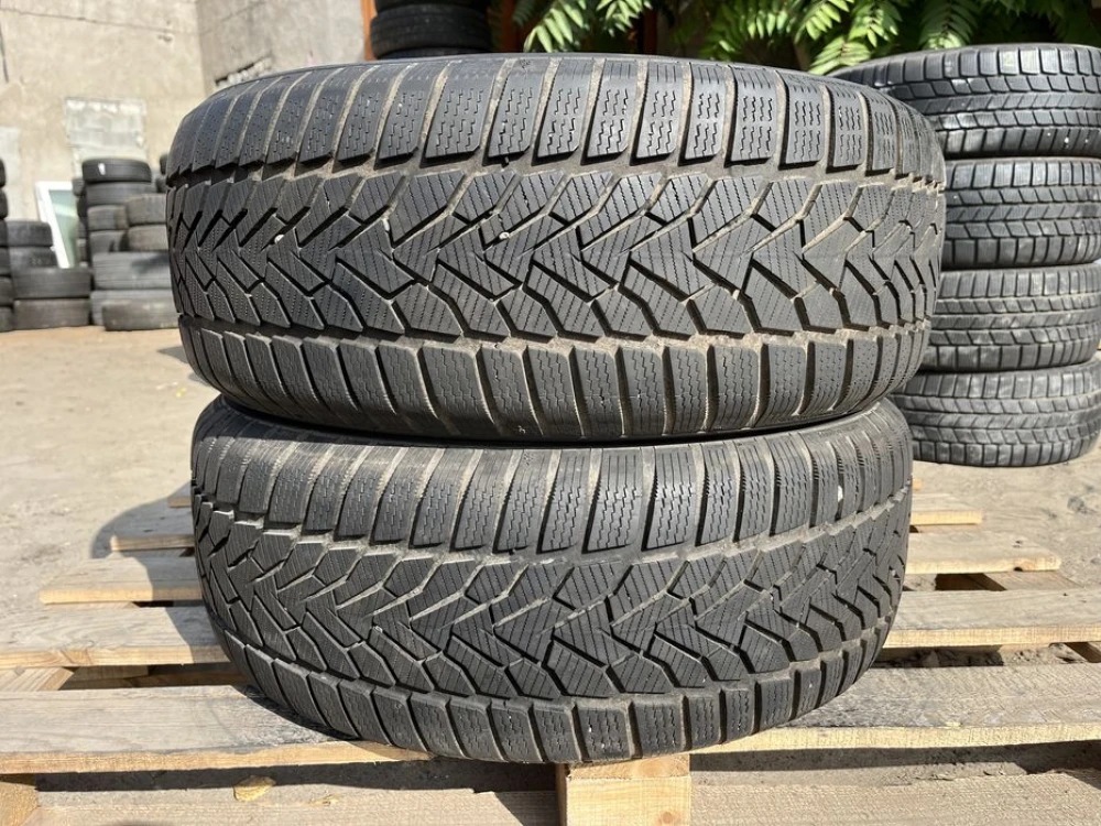 235/55 r18 Uniroyal WinterExpert Резина зимняя 90% 21 год