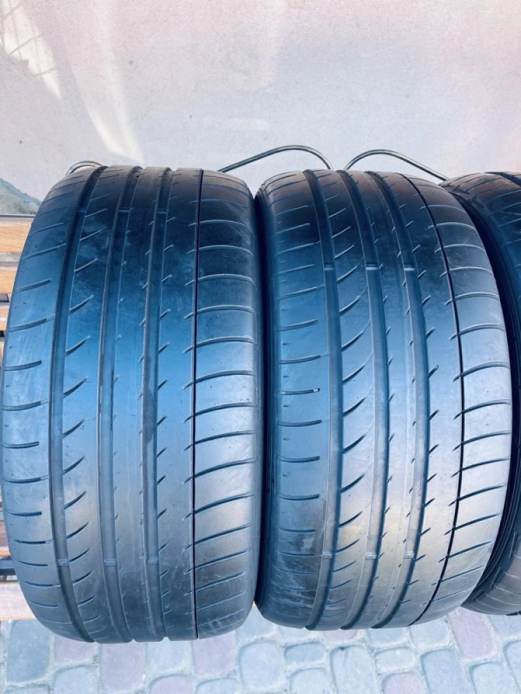 Шини різноширокі 315/35 R20 275/40 R20 Dunlop