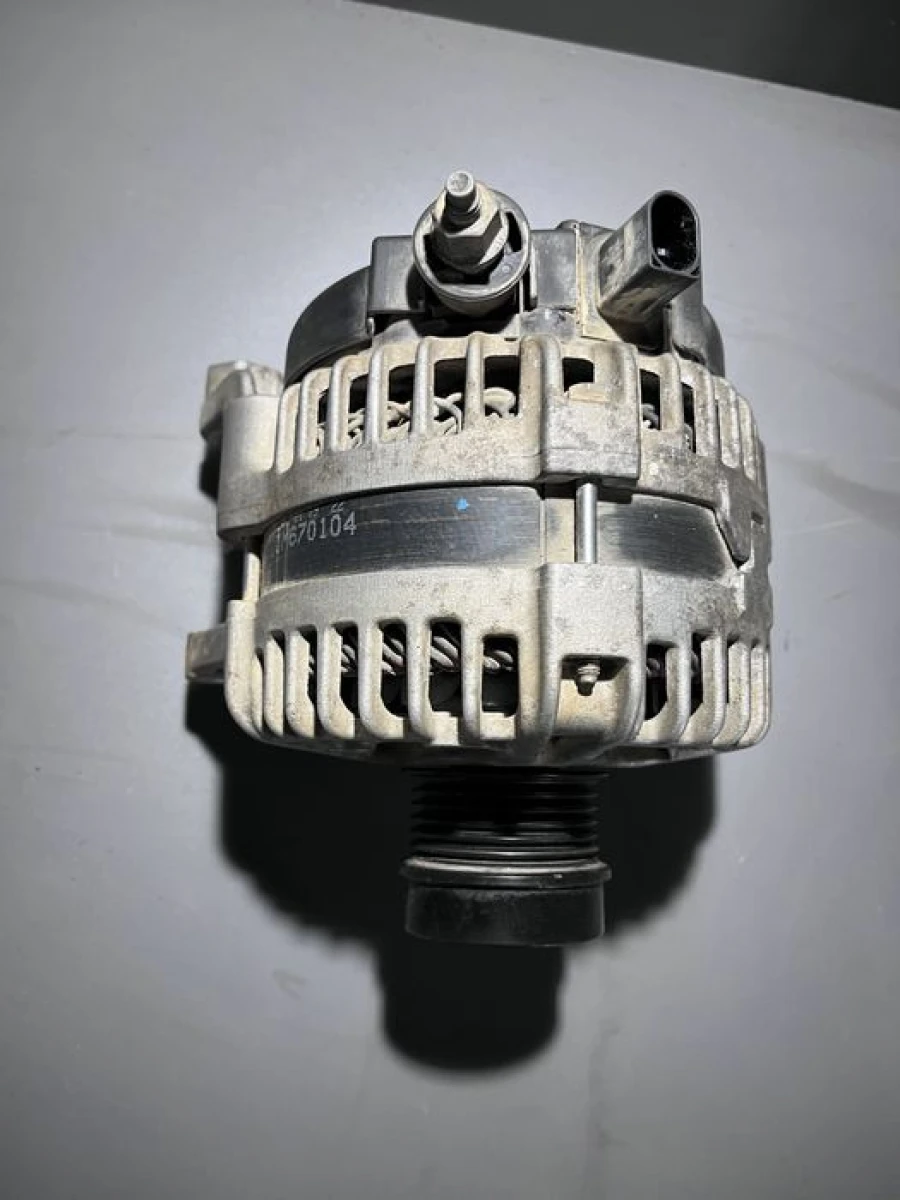 Генератор jeep cherokee kl 2.0 wrangler 56029745