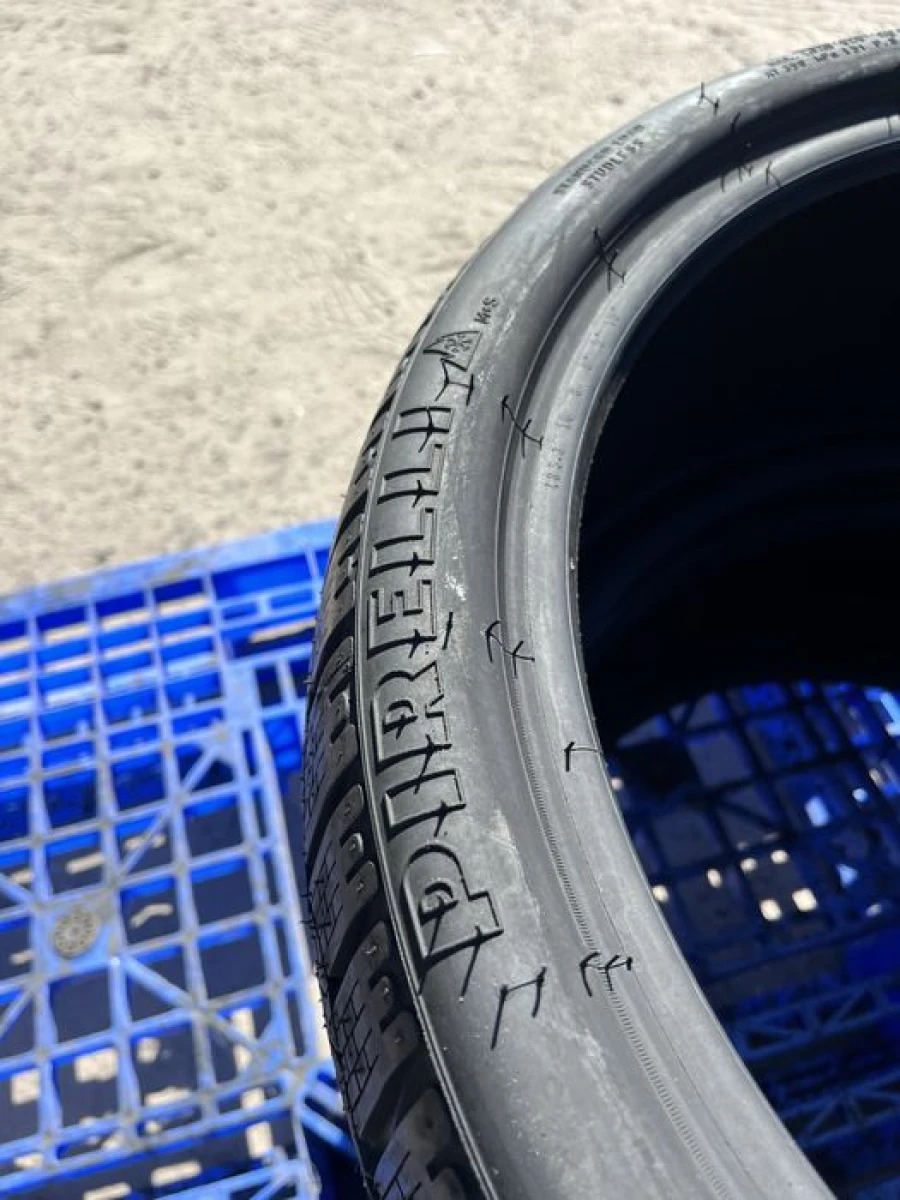 235/35 r19 Pirelli Sottozero winter НОВАЯ Резина зимняя