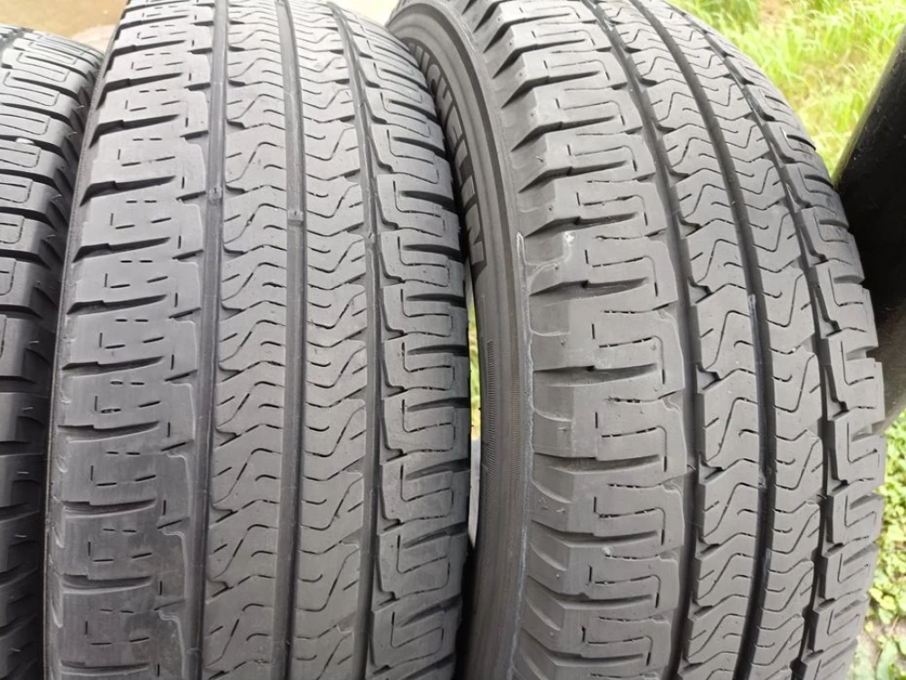 Літні шини Michelin 225/75 R16C резина цешка Р16 С