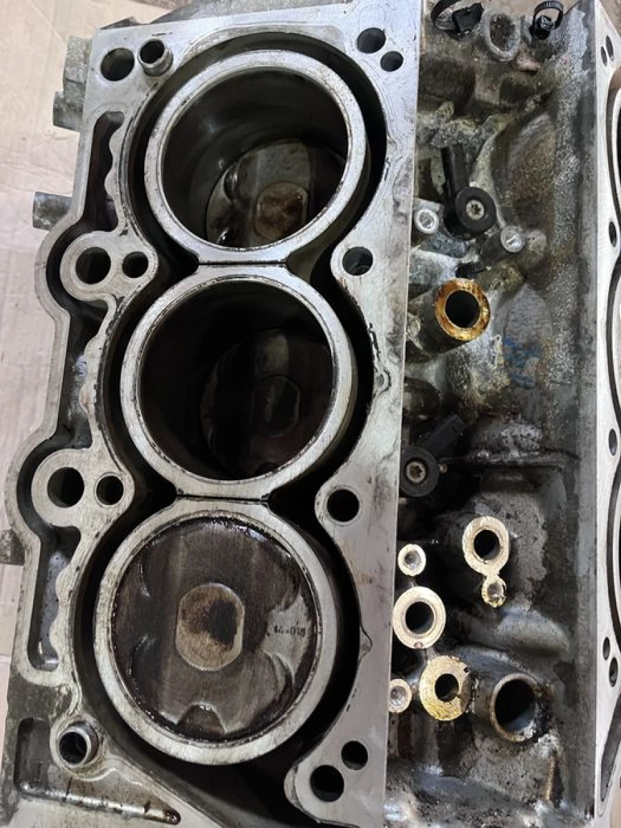 Голова блок гбц jeep cherokee kl 3.2