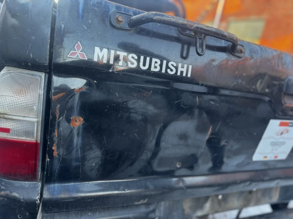 Борт Mitsubishi L200 задня кришка Пікап Л200