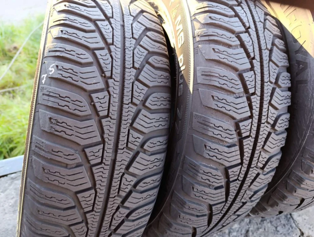 Зимові шини Uniroyal 185/65 R15