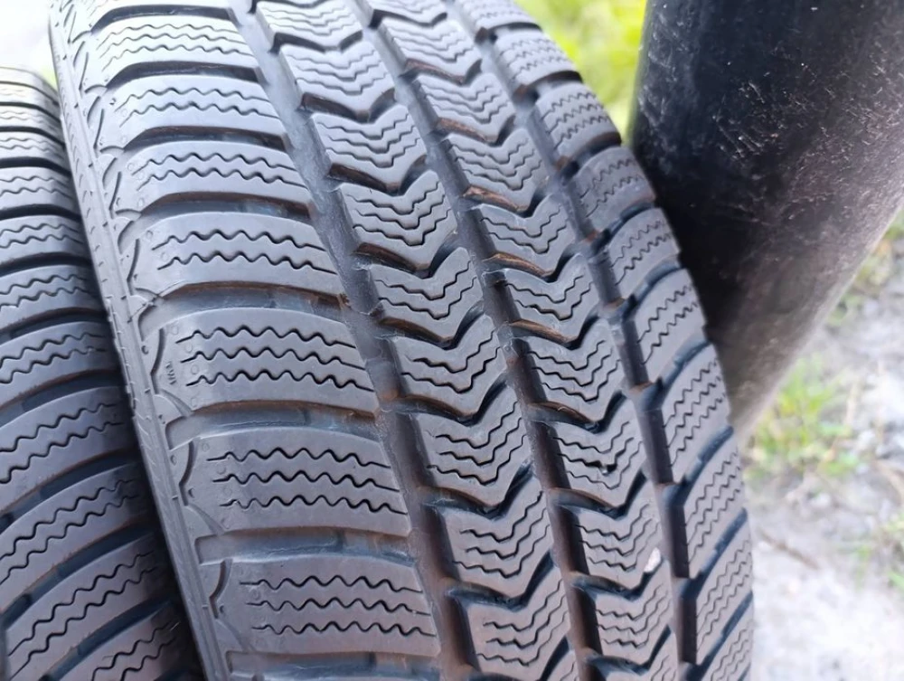 Зимові шини Semperit 195/60 R16 C резина цешка Р16С