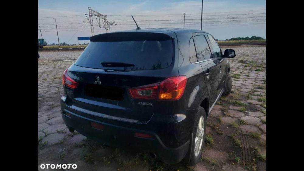 Кузовні запчастини для Mitsubishi ASX