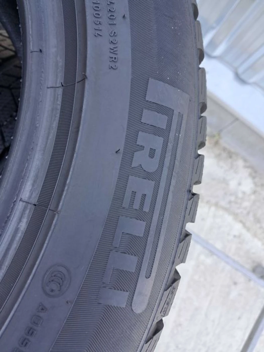 Резина зима 85% протектор Pirelli 225/55 R18 Sottozero 3