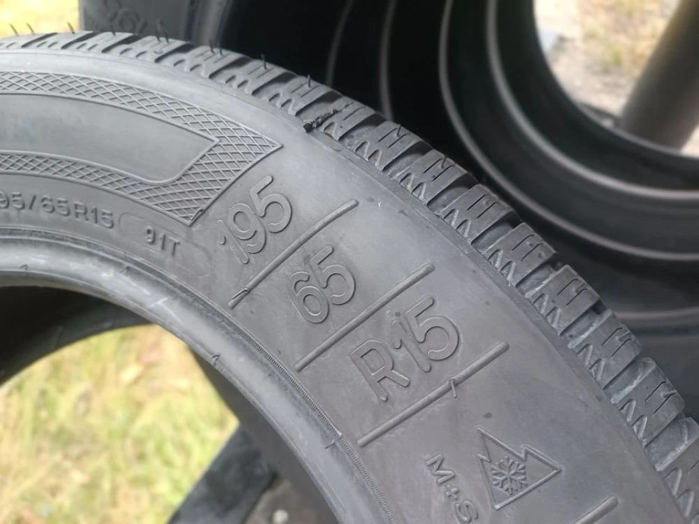 Зимові шини Kleber 195/65 R15 резина Р15