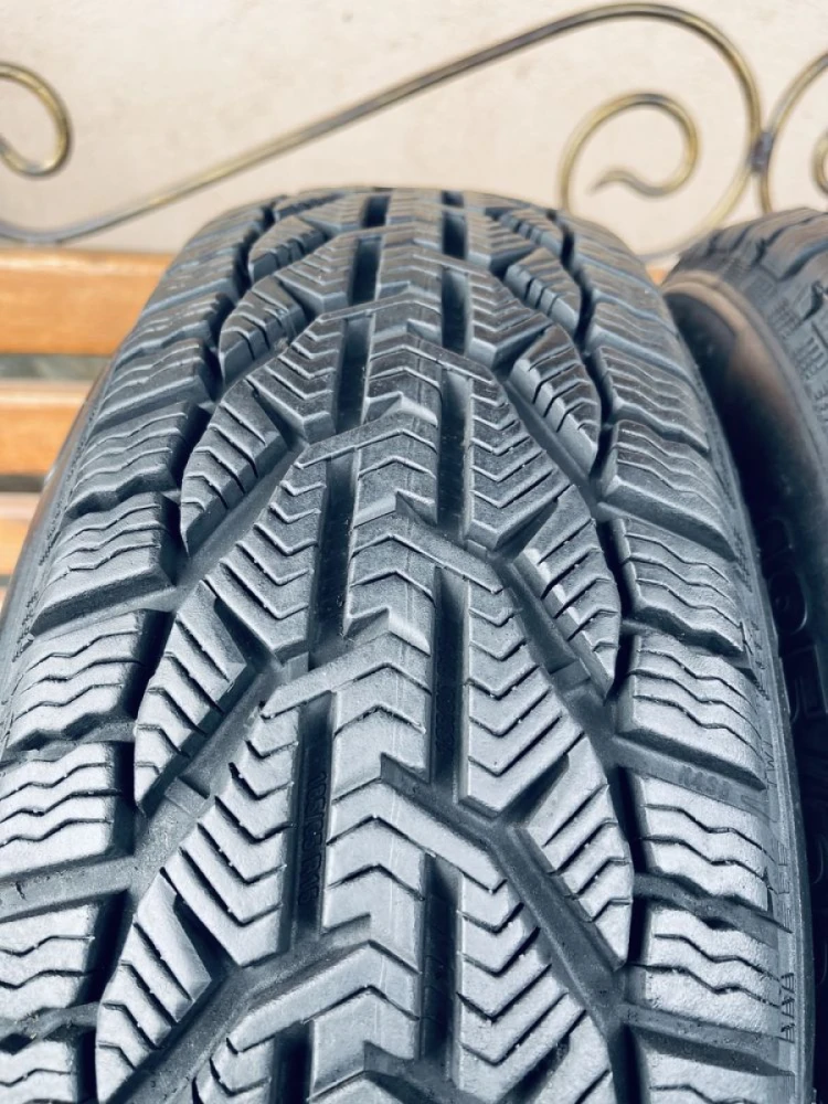 Пара шин 185/65 R15 Strial