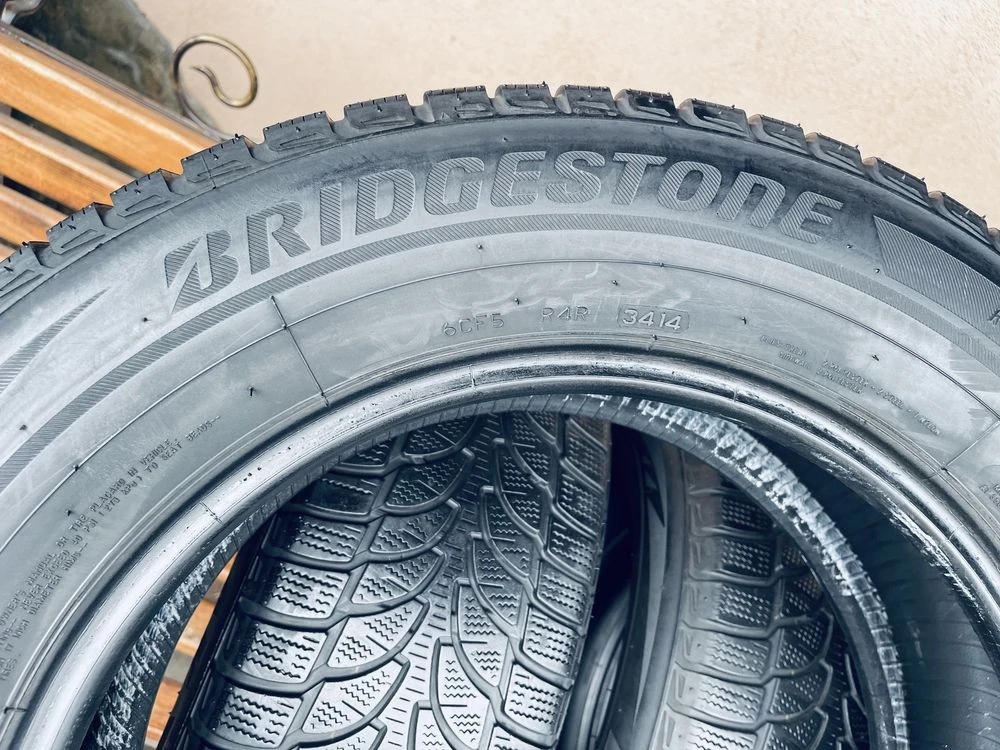 Шини 225/65 R17 Bridgestone