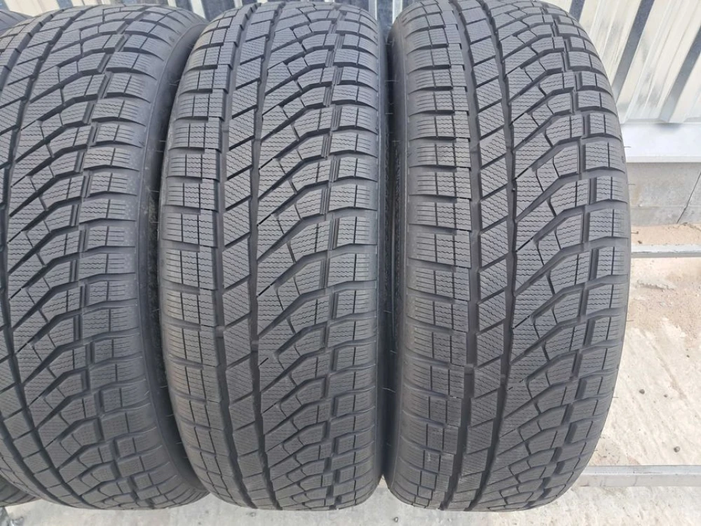 Резина зима НОВА Falken 225/55 R19 Eurowinter HS02 Pro 23. Mazda CX 7