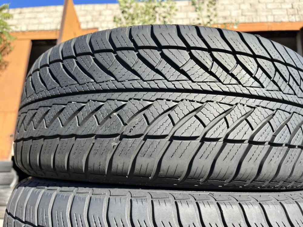 225/55 r17 Goodyear UltraGrip 8 performance Резина зимняя