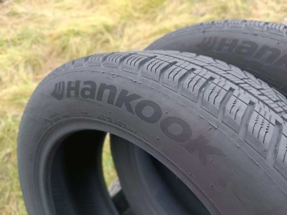 Зимові шини Hankook 205/55 R17 резина Р17