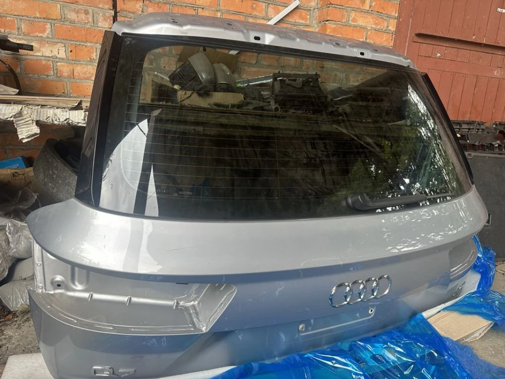Audi Q7 4M кришка багажника, ляда, спойлер