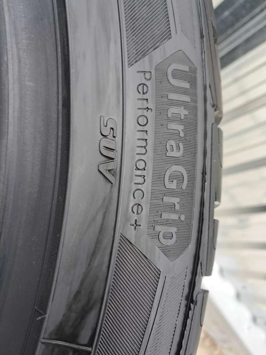 Резина зима НОВА Good Year 265/45 R21 Performance + SUV E Tron Q6 QX70