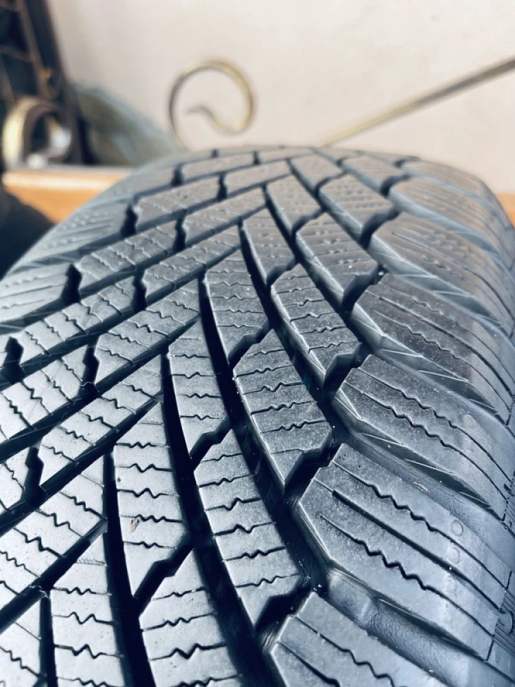 Шини 195/65 R15 Continental