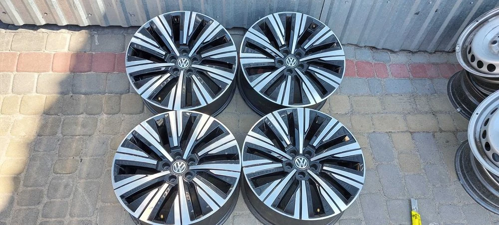 Диски VW Touareg R19 5x112 8,5J ET28  Audi Q7 Туарег Atlas E Tron