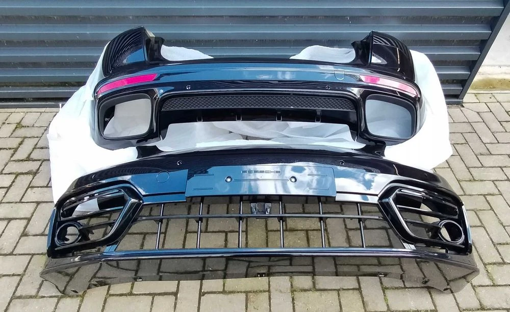 Бампер задний Porsche Panamera 971 4S GTS оригинал