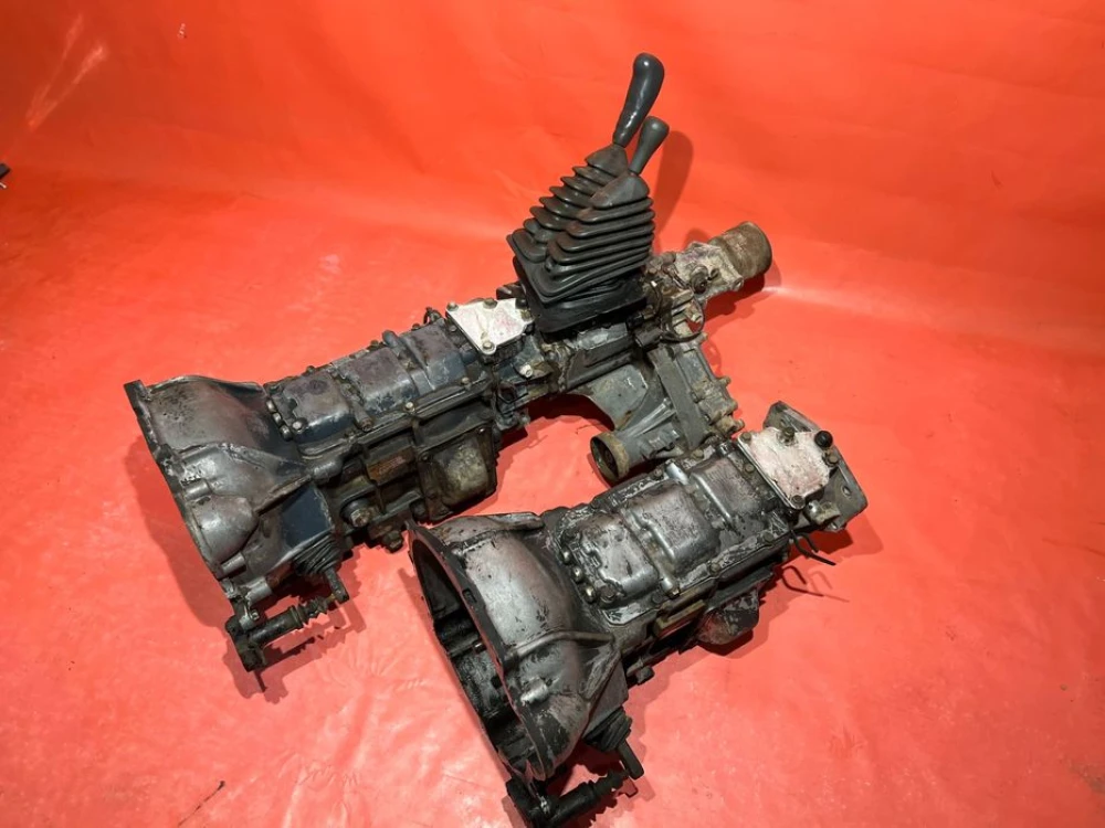 Роздатка МКПП Mitsubishi L200 2.5 2001-05р коробка 4Х4