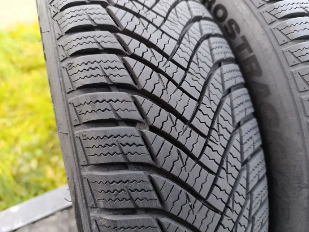 Зимові шини Minerva 165/70 R14