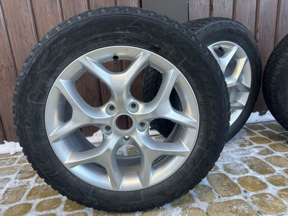 Диски 5 127 R18 резина зима 235 60 18 Dodge. Chrysler Pacifica. jeep