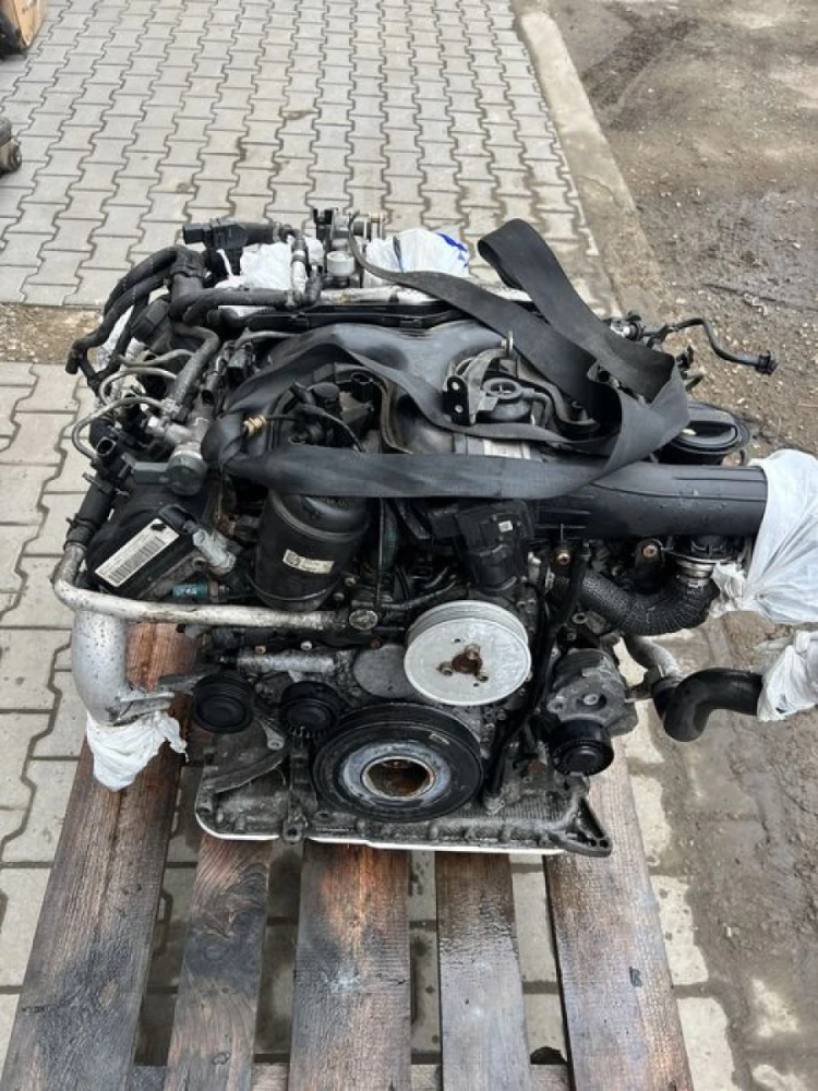 Двигун AUDI A6 C7 CLA ідеальний .