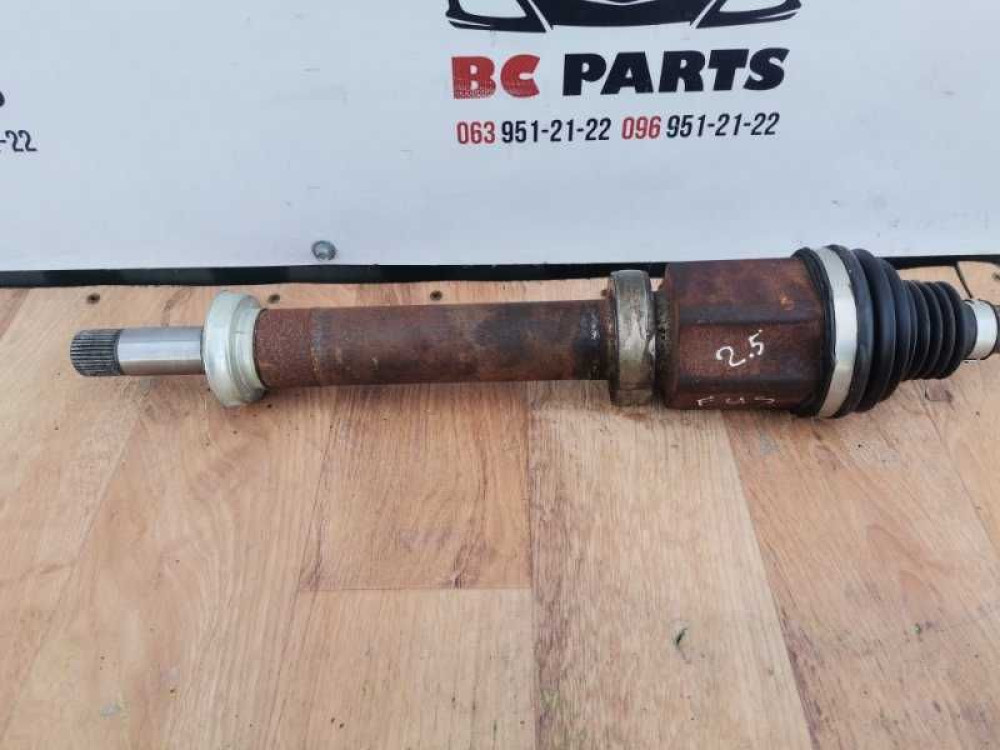 Привод полуось правая Ford Fusion 2.5 2012 +  DG913B436GE