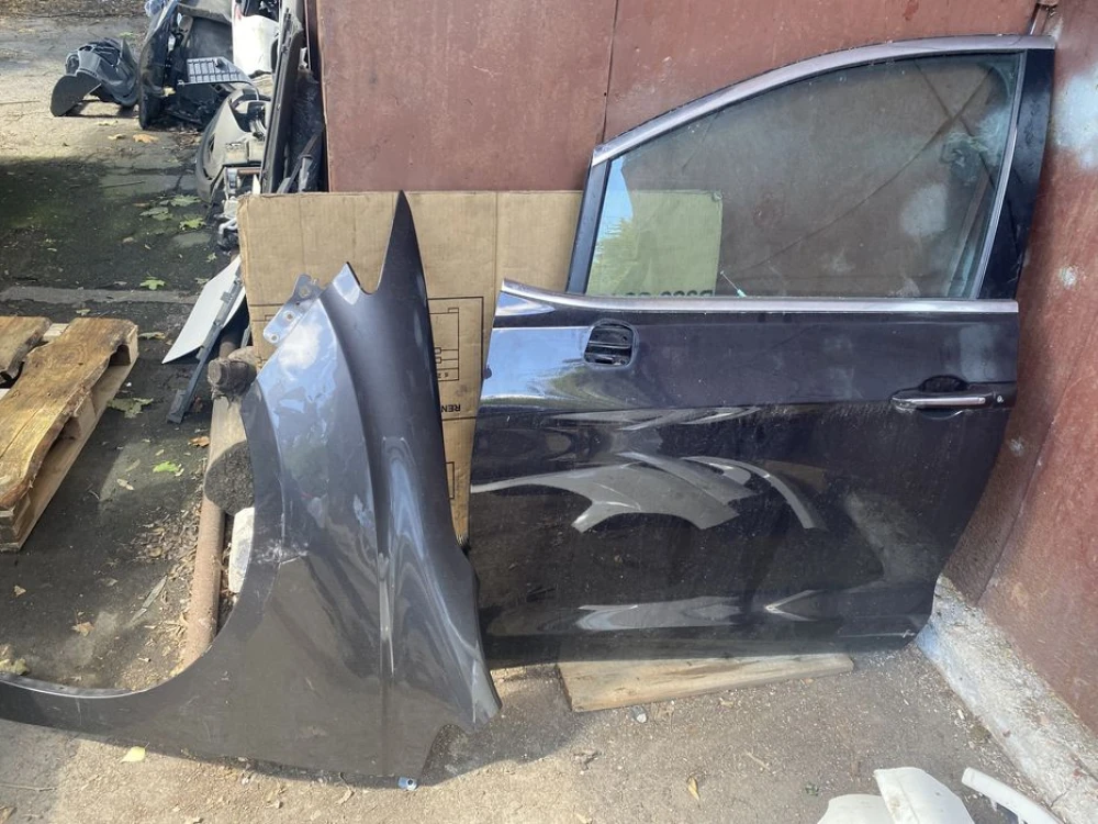 Крышка багажника, ляда, дверь Chrysler Pacifica