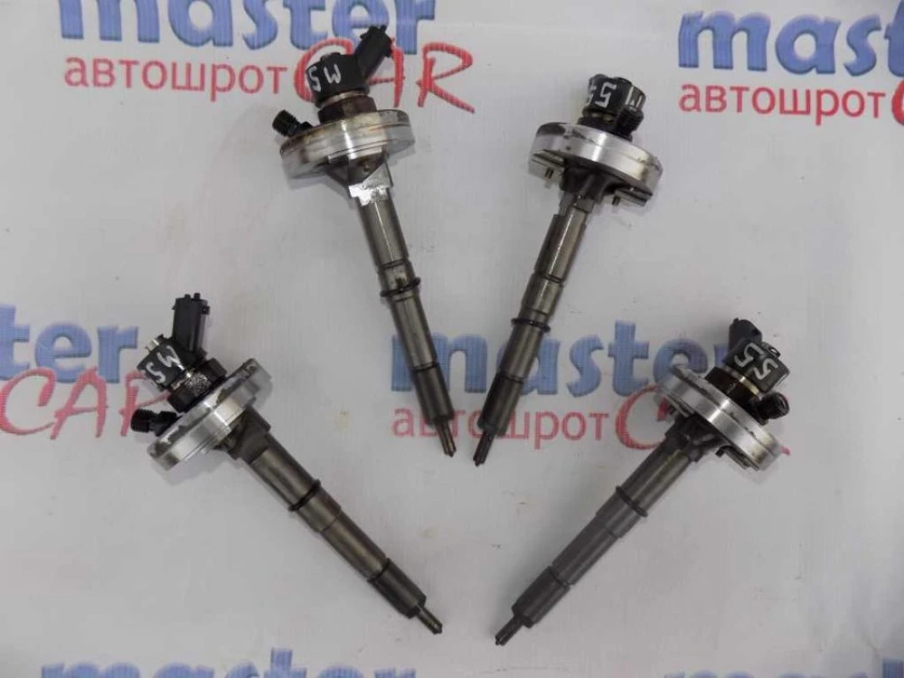 Форсунка 3.0 Рено Маскотт Мастер Renault Mascott Master 0445110168