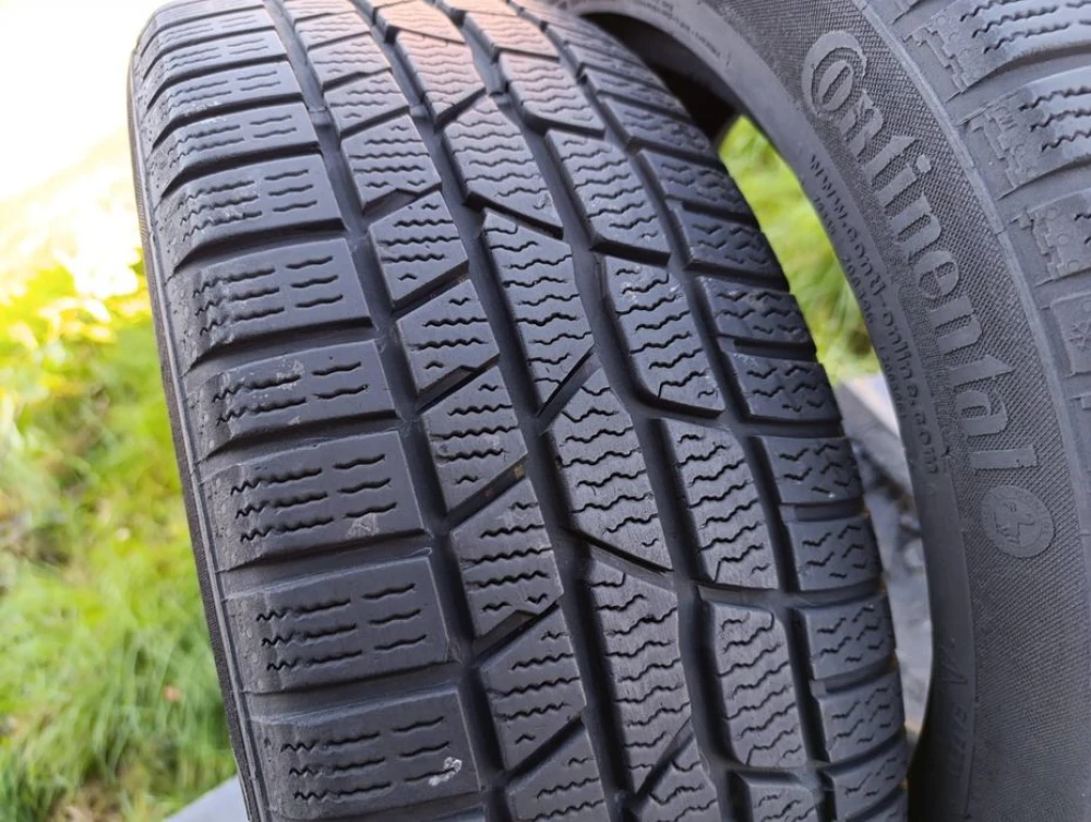 Зимові шини Continental 205/50 R17 резина Р17