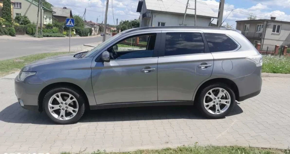 кузовщина ,кузовні запчастини,двері для Mitsubishi Outlander III