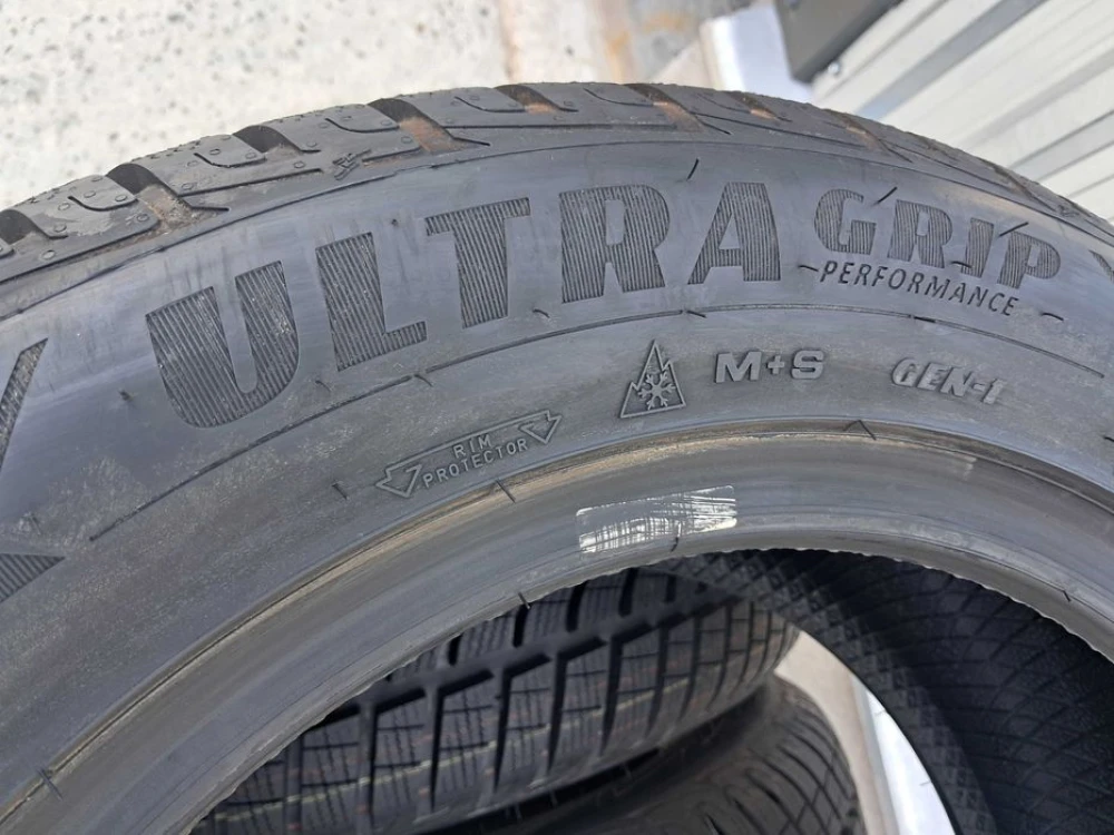 Резина зима НОВА Good Year 225/55 R16 Ultra Grip Performance