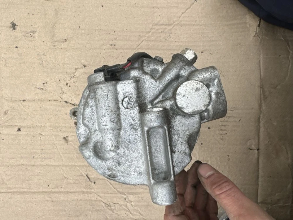 Компрессор кондиционера audi 3.0 tdi 4mo820803