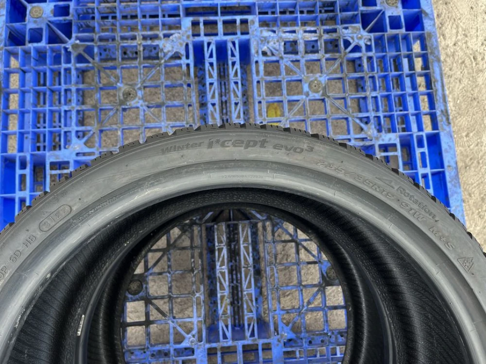 235/35 r19 Hankook Winter I*Cept evo3 Резина зимняя