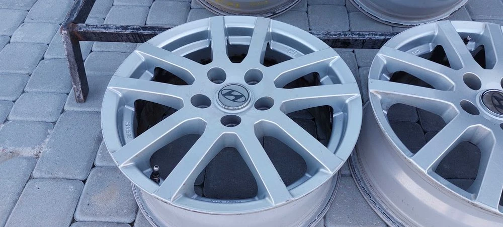 Диски Hyundai R16 5x114,3 6,5J ET45 Elantra Kona Sonata Kia Mazda CX30