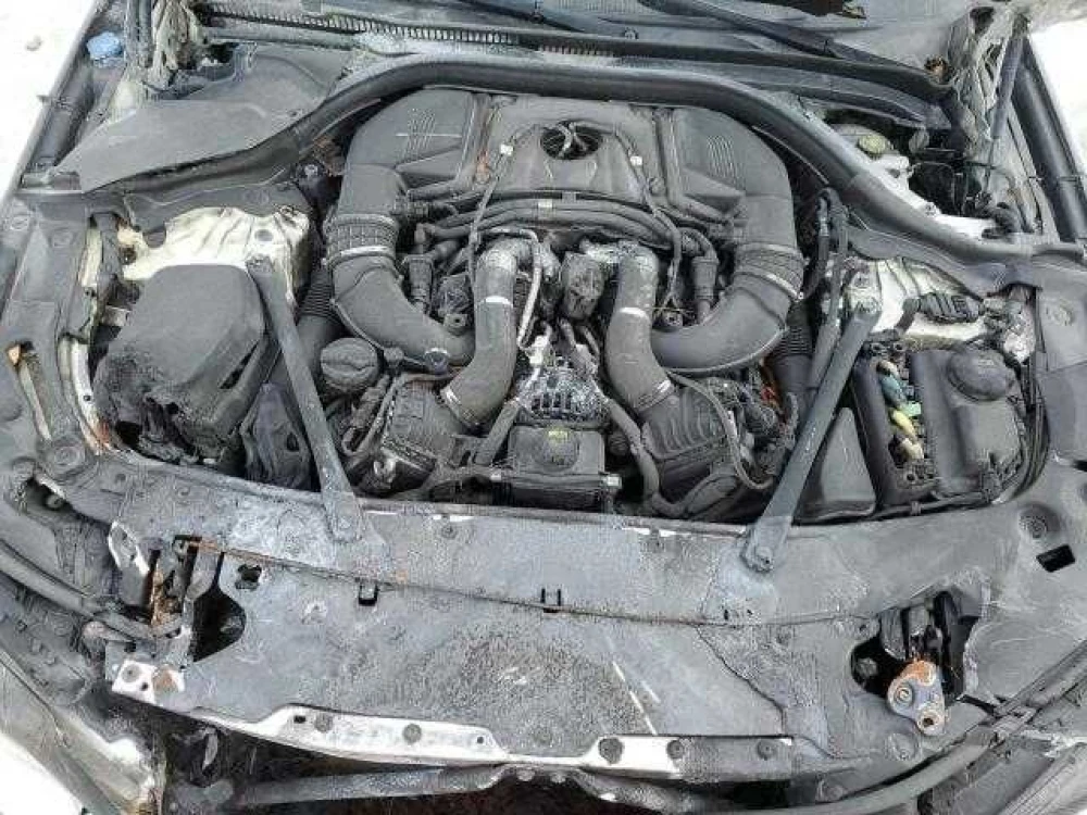 Bmw M550Xi  G30 кузов