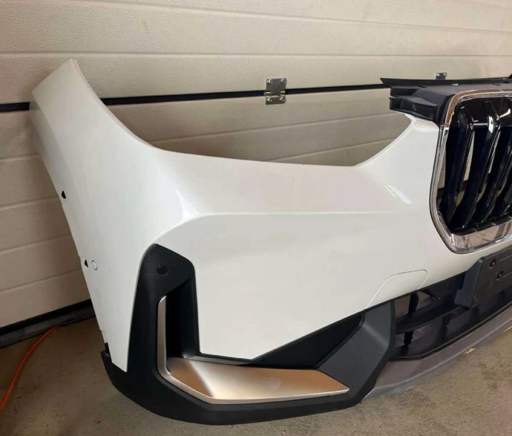 BMW X1 U11 бампер