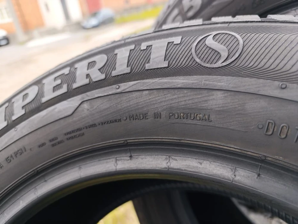 Зимові шини Semperit 215/65 R16 резина Р16