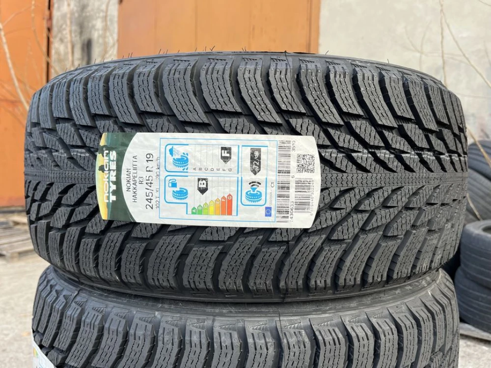 245/45 r19 Nokian Hakkapeliitta R3 Finland Резина зимняя НОВАЯ