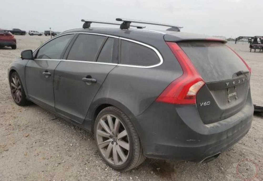 Двері передні задні Volvo V60 (2013-2018)