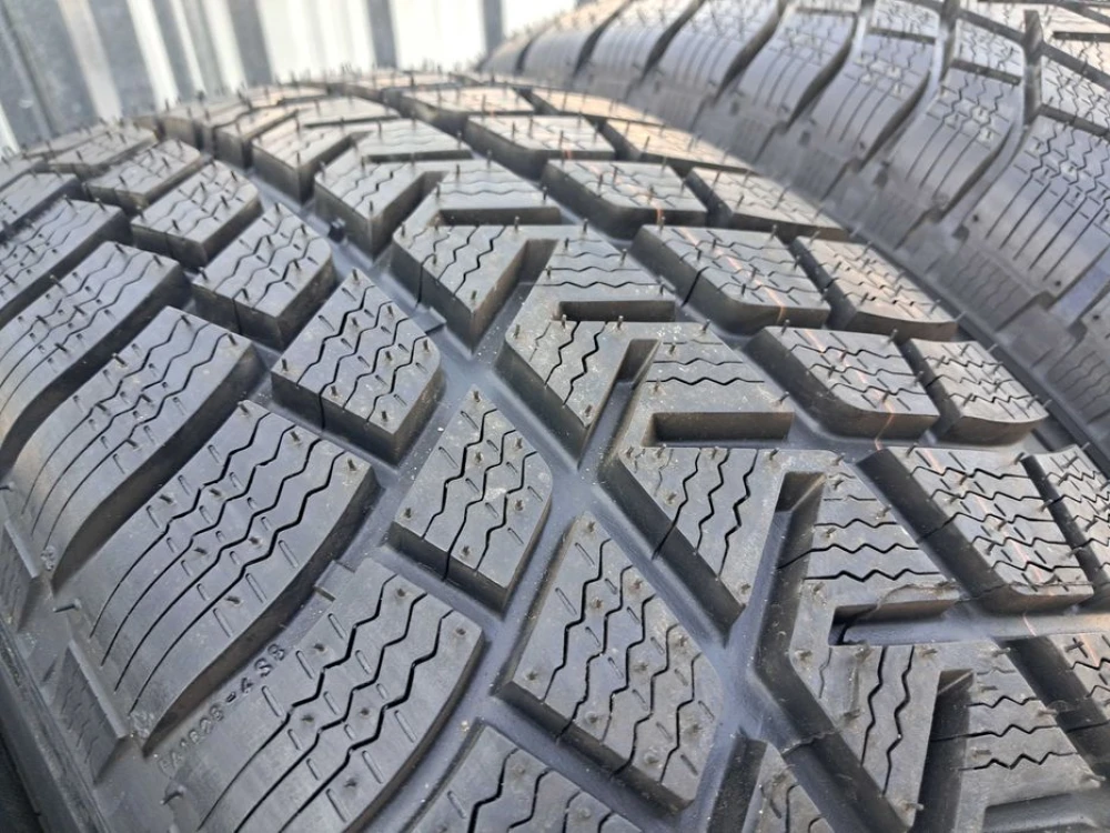 Резина зима НОВА Michelin 235/60 R16 Latitude Alpin  ДВА КОЛЕСА!!!